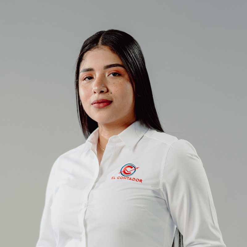 Jessica Rivera, manager de El Contador Flagler West